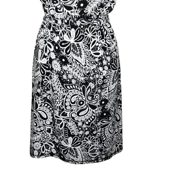 T by Talbots Sleeveless Black & White Casual Knit Dress With Drawstring Waist SP - Picture 9 of 15